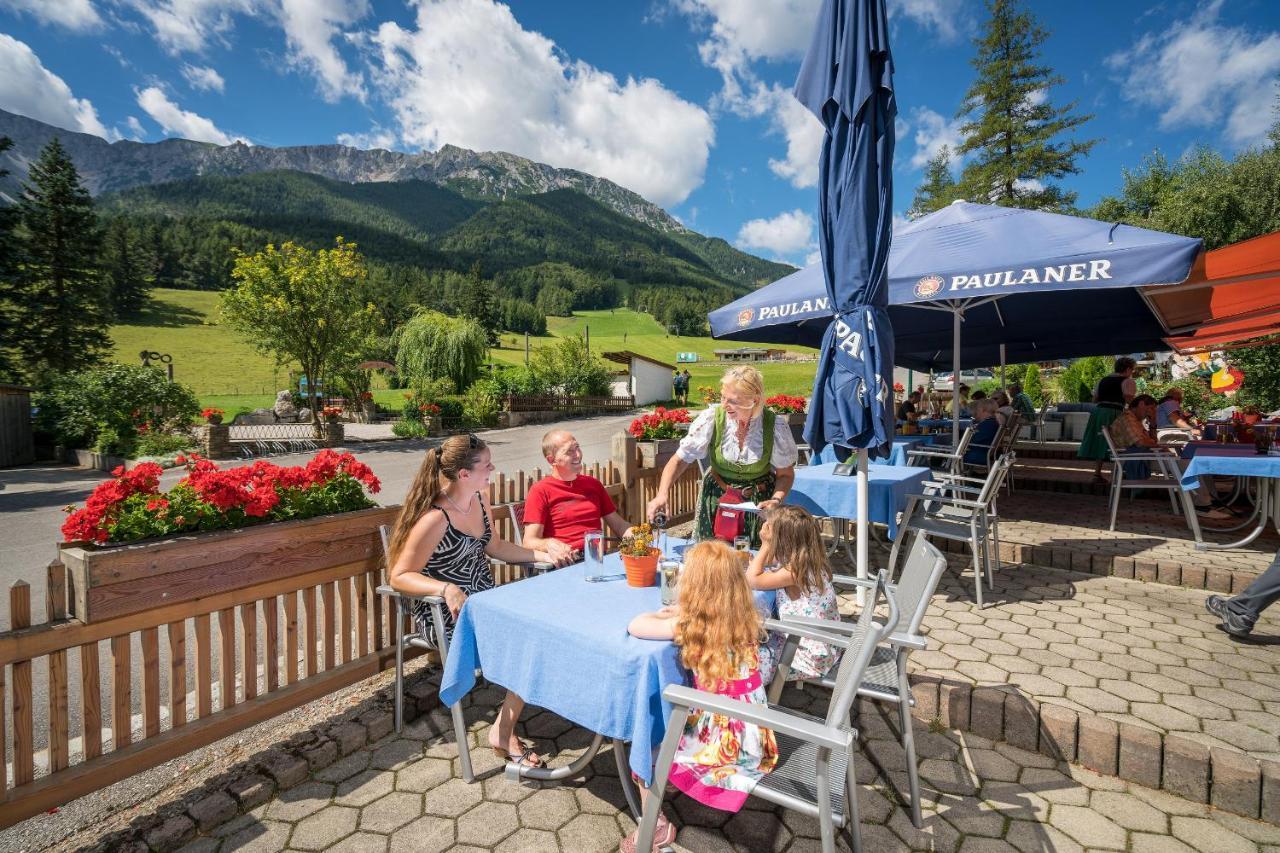 Hotel-Restaurant Forellenhof Puchberg am Schneeberg Exterior photo