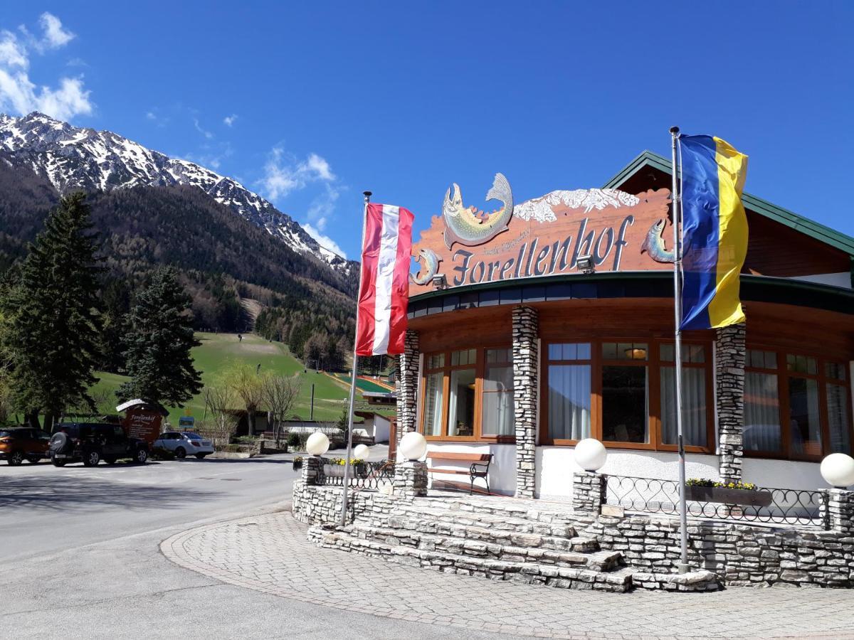 Hotel-Restaurant Forellenhof Puchberg am Schneeberg Exterior photo